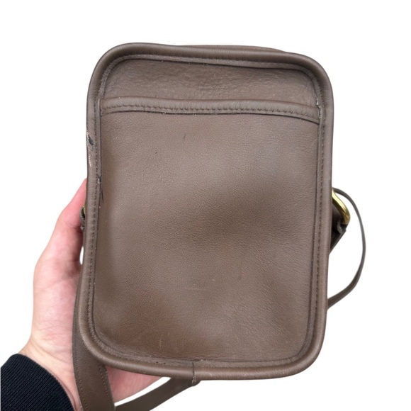 Vintage Coach 9973 Crossbody Bag - Picture 4 of 5